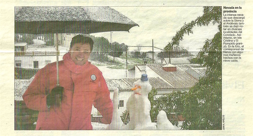 Hipólito con un muñeco de nieve